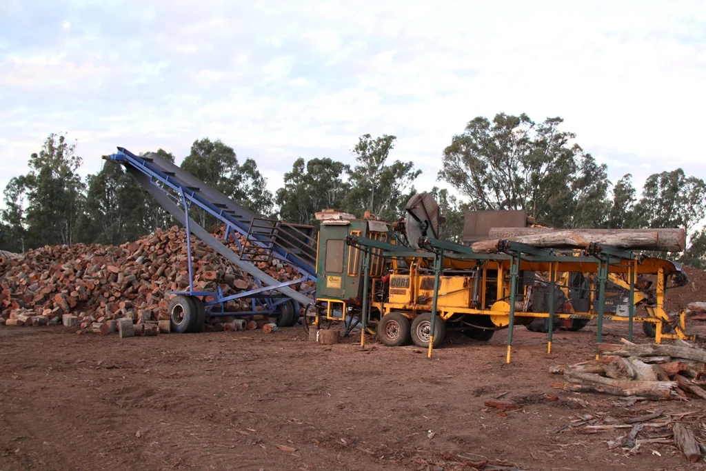 grg_firewood_machinery-red_gum.JPG