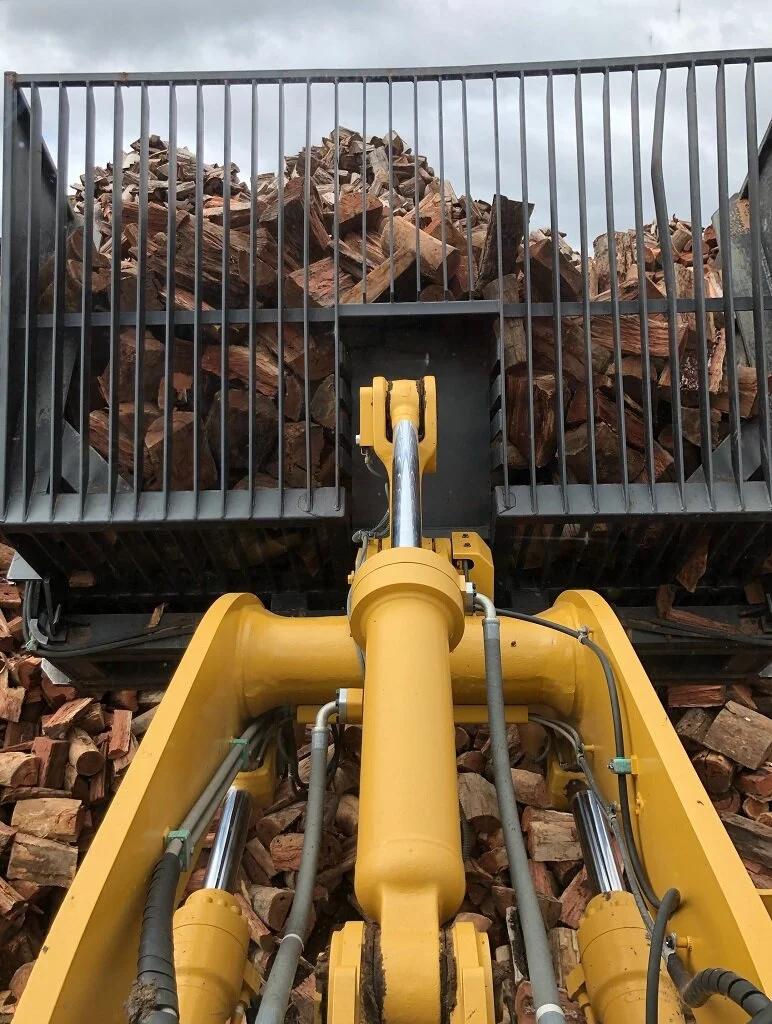 firewood_grg_redgum_frontloader.jpg