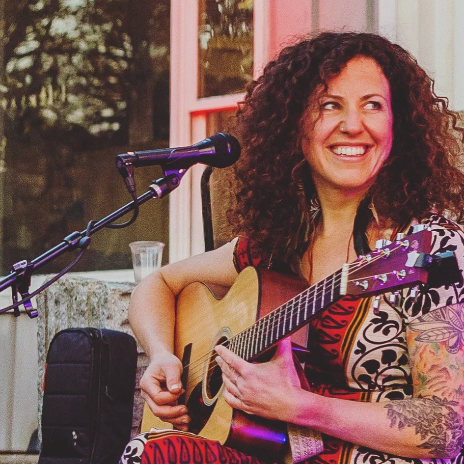 Friday Night Music w/ Giovanina Bucci!