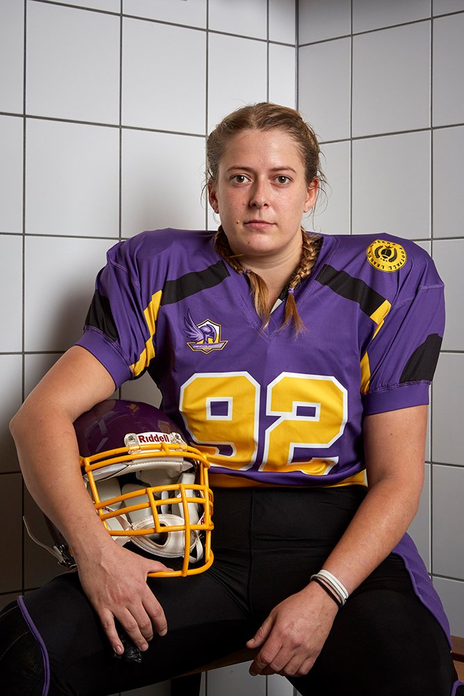  Arantza, a linebacker for the Eindhoven Valkyries, photographed minutes before a game against the Amsterdam Cats, Eindhoven, NL, 2021. 