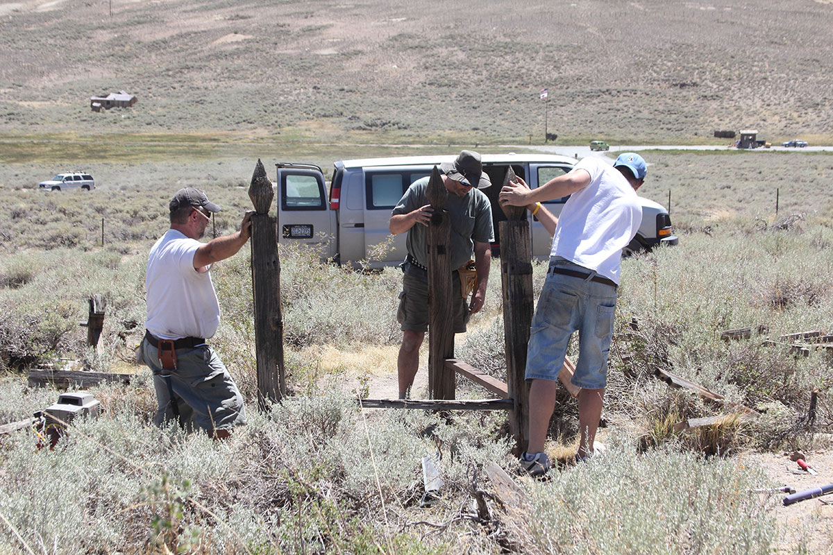 Bodie-Ghost-Cemetary_14.jpg