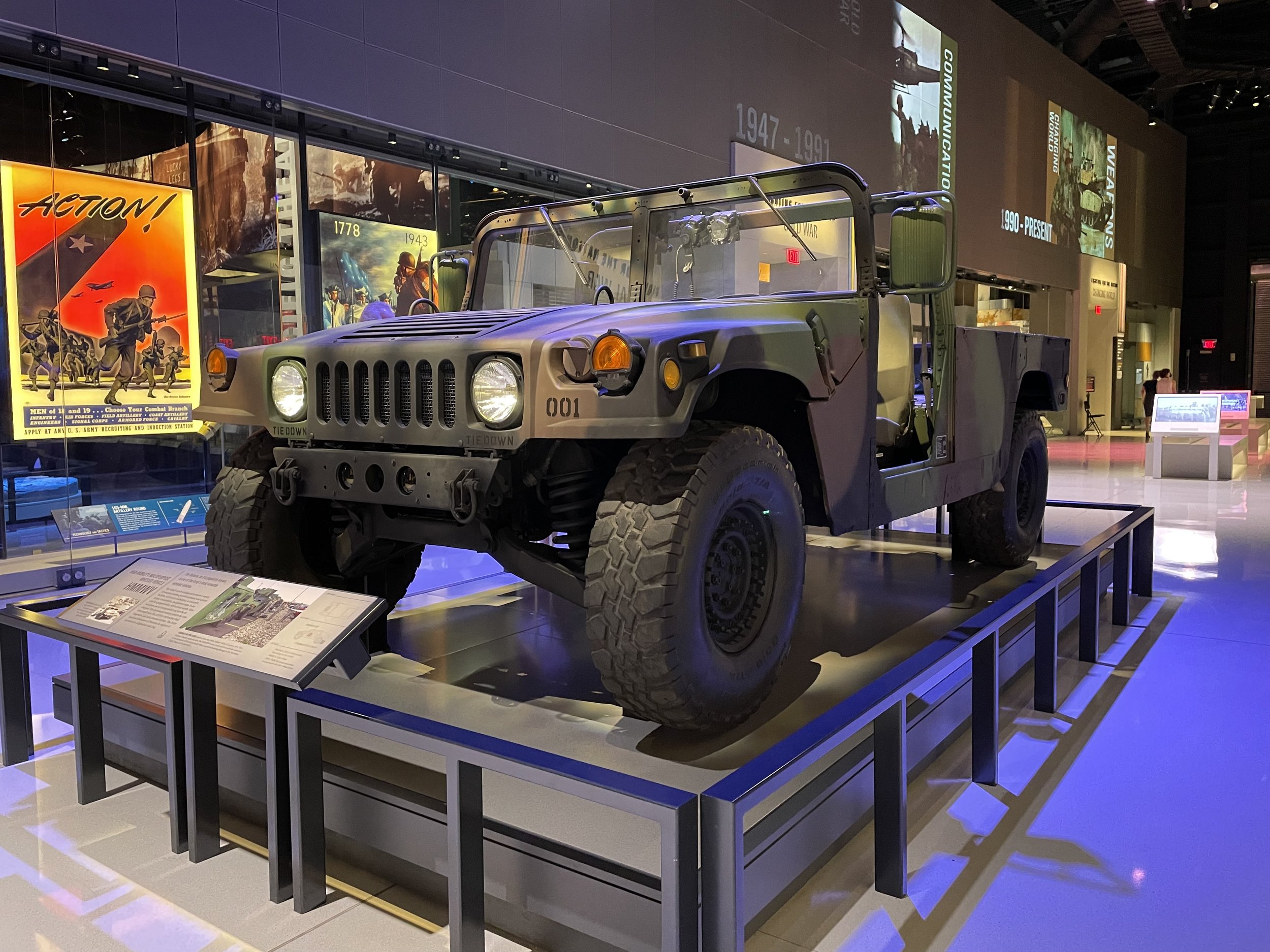 HMMWV #001