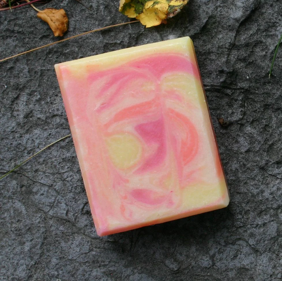 snipe-ireland-soaps_soap_0028_coconut milk.jpg