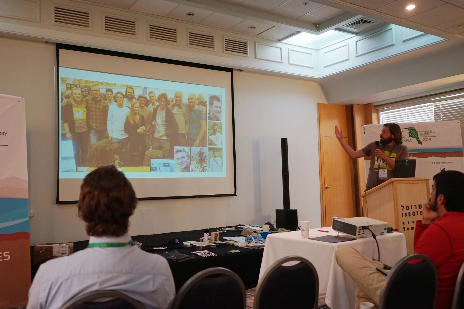 Dries Engelen presenting the team that was at the basis of 8 years of standardised counts. Photo by Art Villem Adojaan.