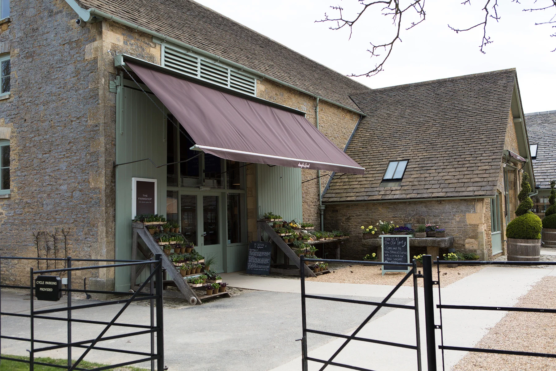 Daylesford_farmshop2.jpg