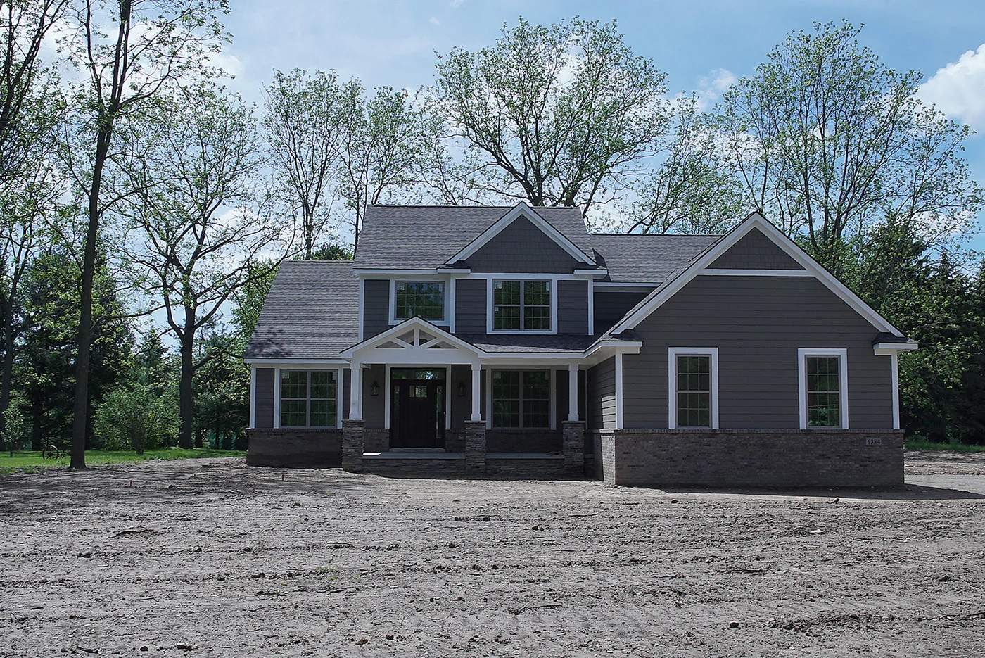 House_front_StraightDSC06258.jpg