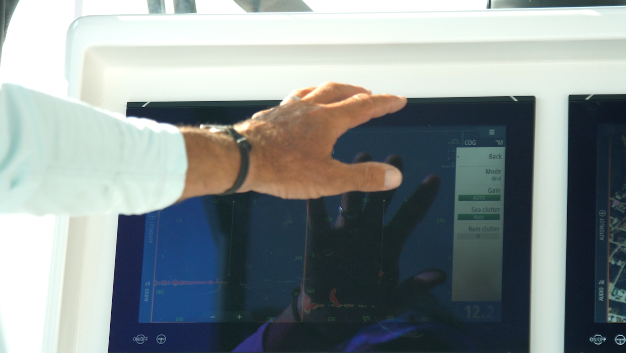 How to Mark Birds with Simrad Halo Radar With Scott Walker