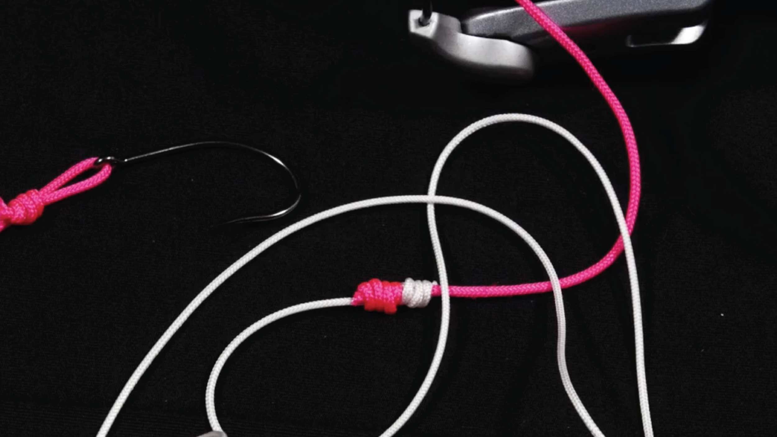 How 2 Tuesday - Knot Wars - Does More Turns Improve the Strength of an Uni Knot? - Episode #680