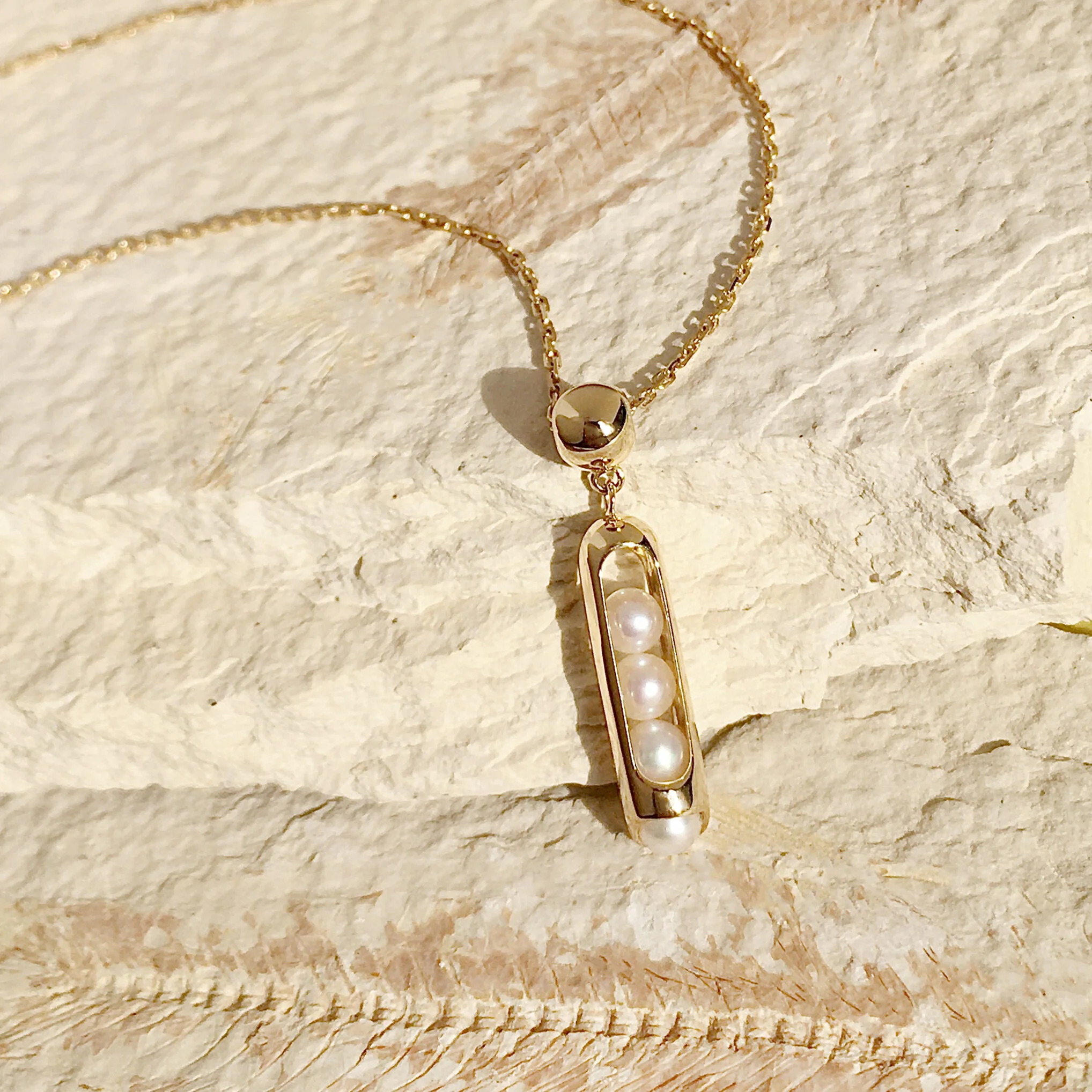 ZEEMOU ZENG MELODY PEARL NECKLACE  large .jpg