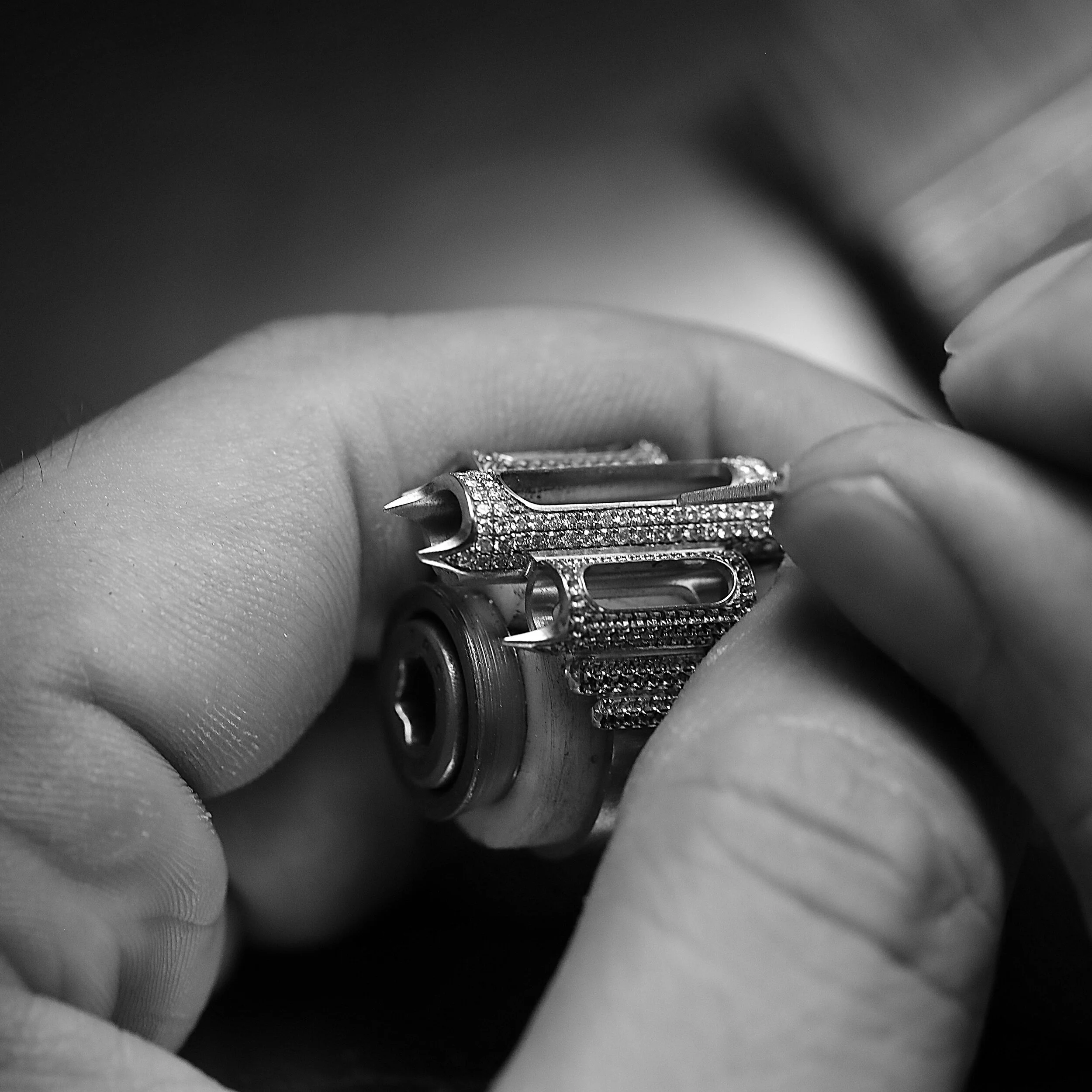 ZEEMOU ZENG JEWELLERY SETTING .jpg