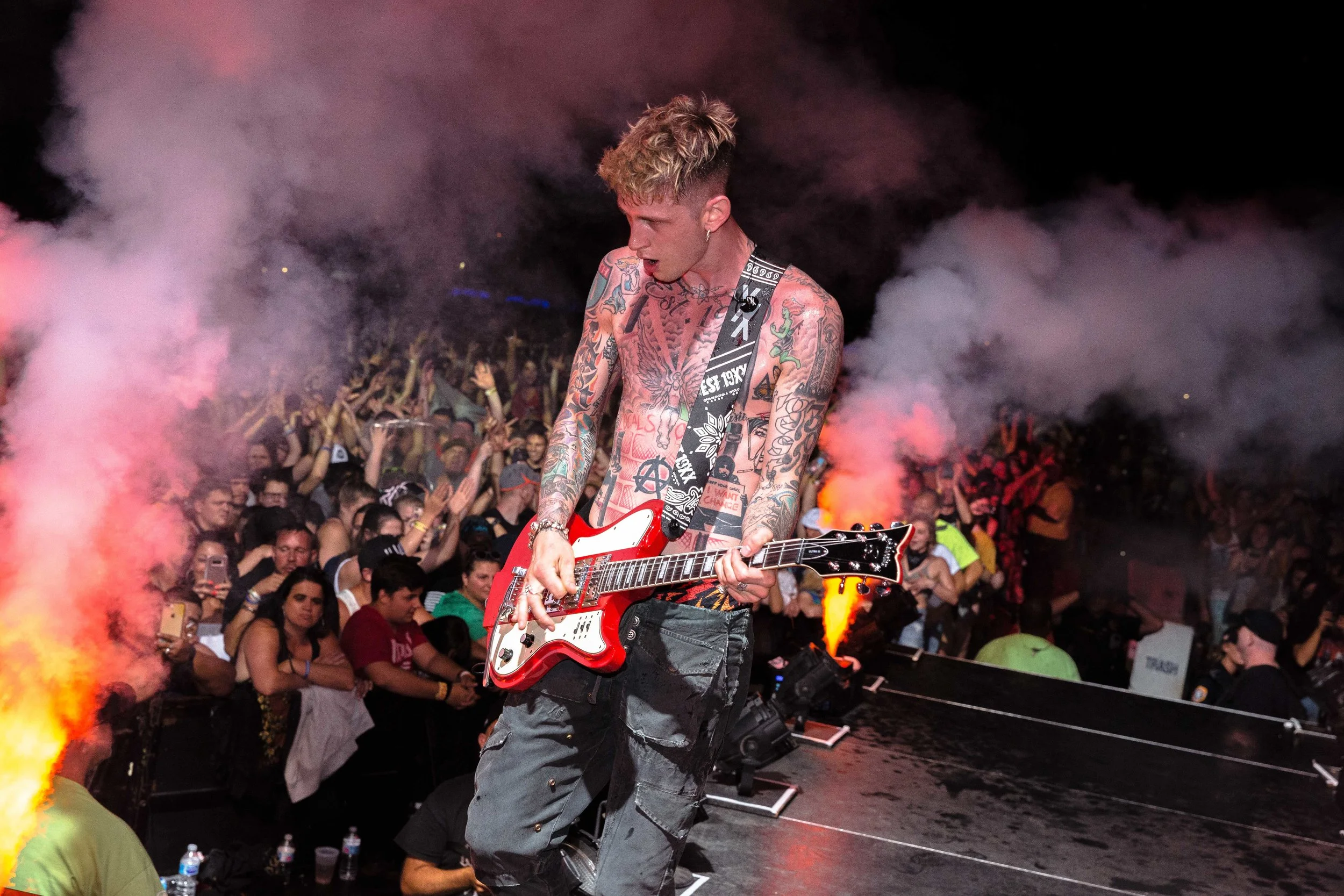 Machine Gun Kelly - Ultra III