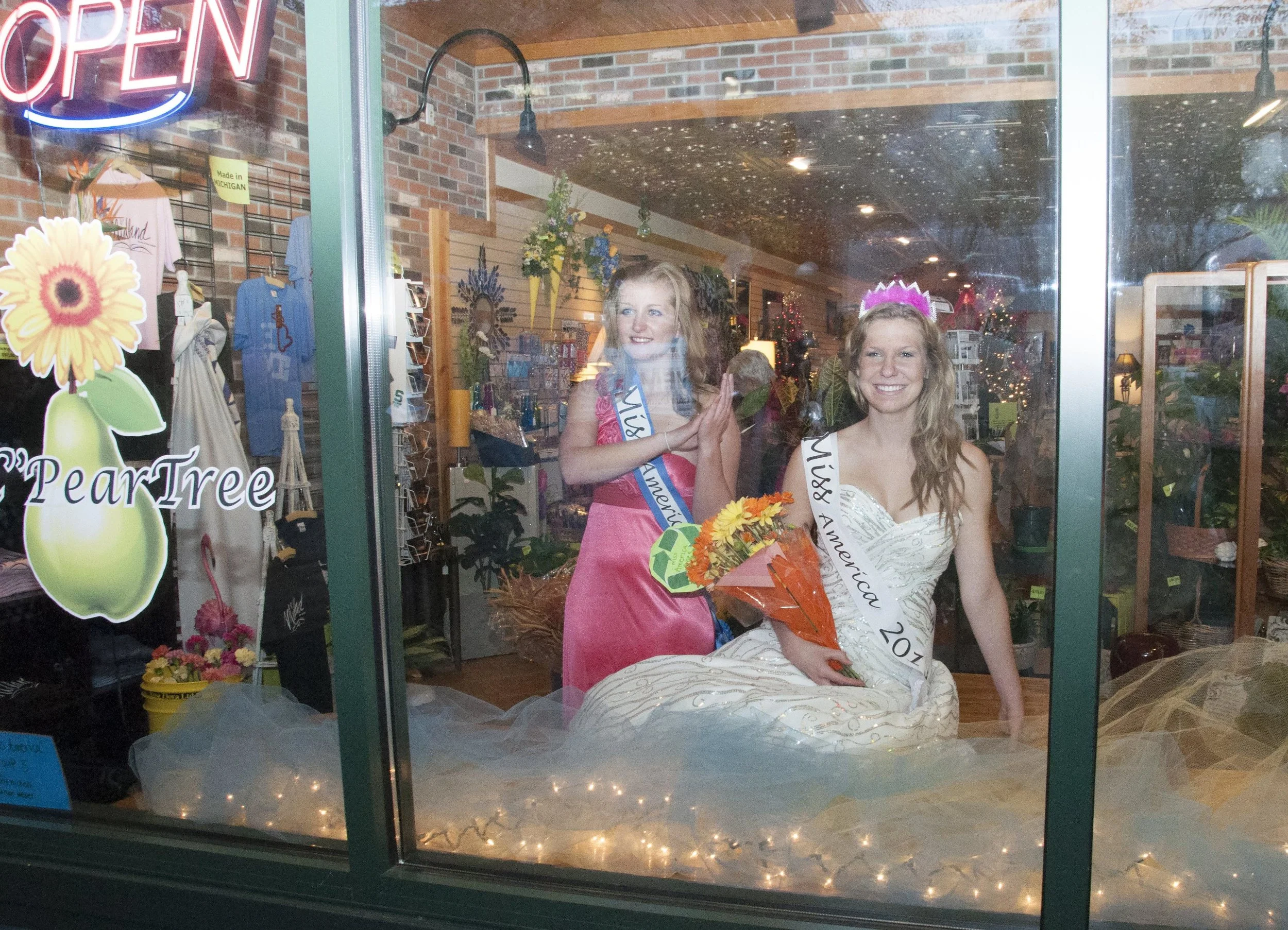 Michigan-Mannequin-Modeling-A.jpg
