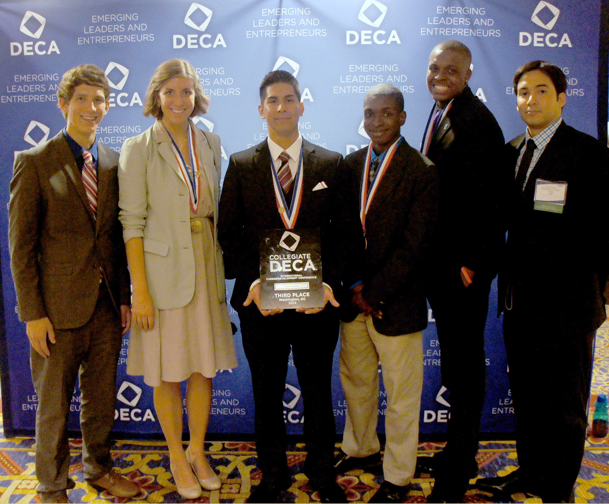 DECA-Students-Natl-Winners-4-2014.jpg