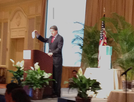 Dr.-Duncan-presents-at-the-PB-Chamber-Breakfast-4-10-2014.jpg