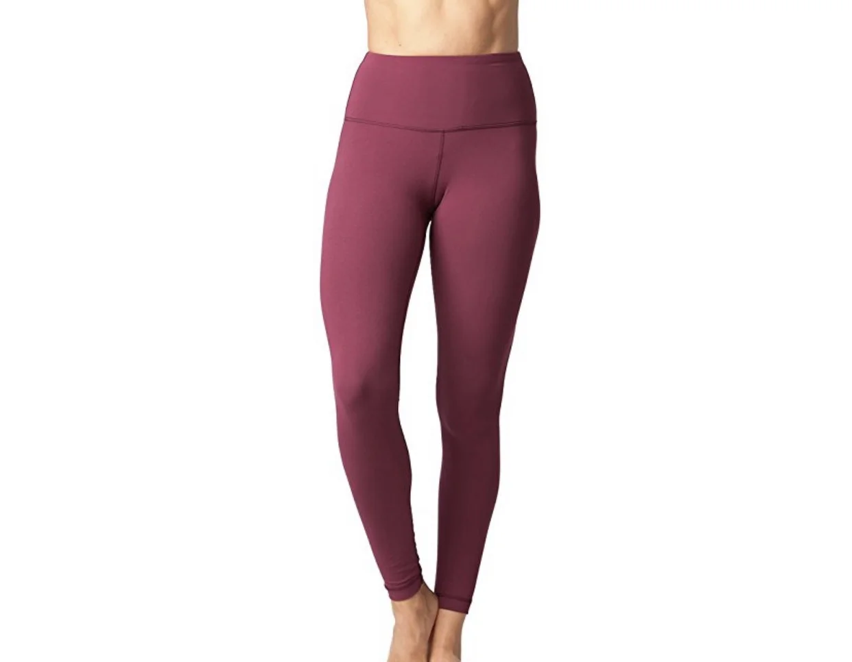 The only difference with these is they have a small waist band inside the top. It isn’t annoying at all to me and I actually prefer it because it keeps them perfectly in place and I don’t have to pull them up during the day or during a workout like I have to with my aligns! These leggings feel the EXACT same- I have them in three colors!
