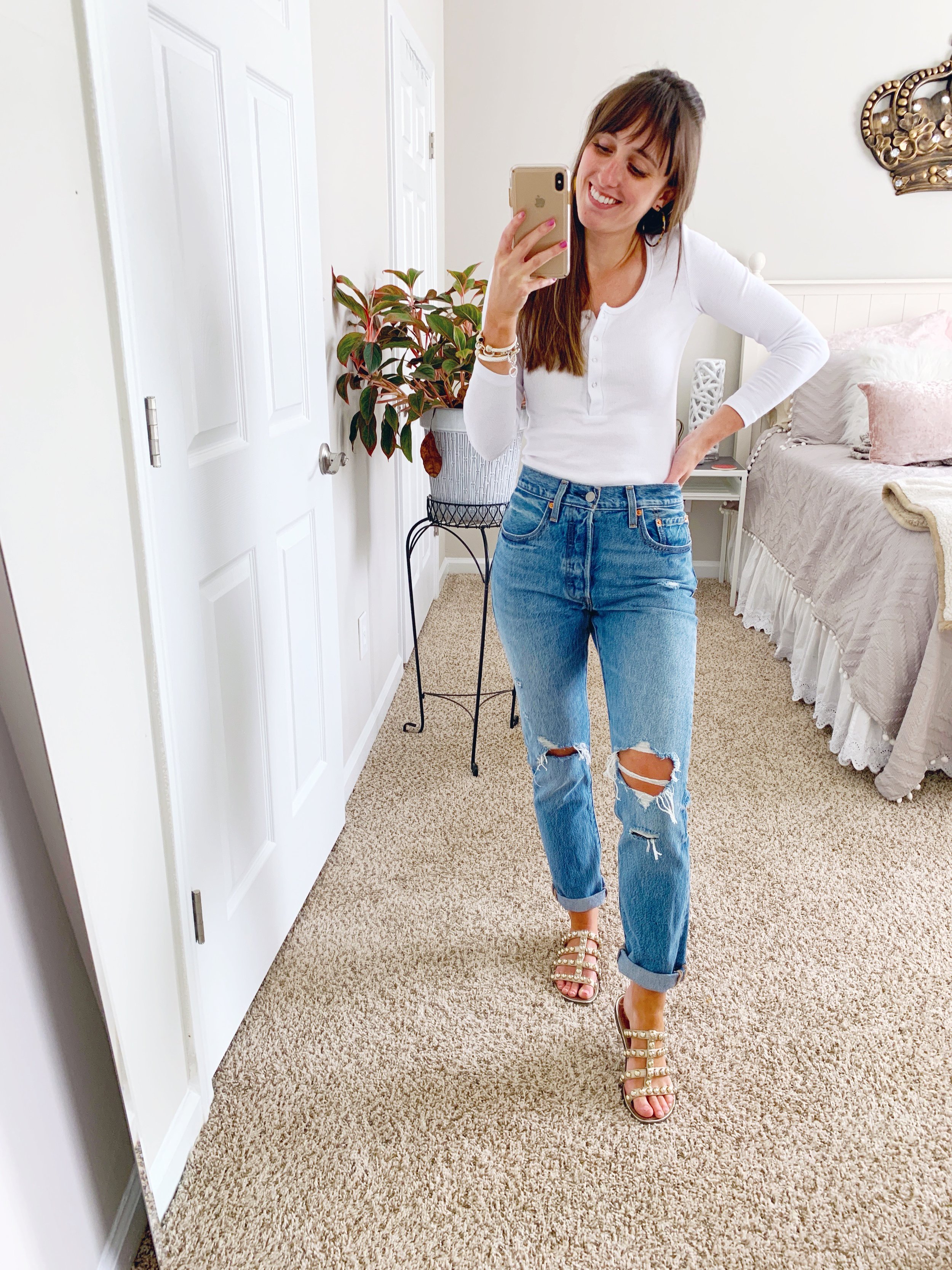 My Favorite Way to Style Mom Jeans