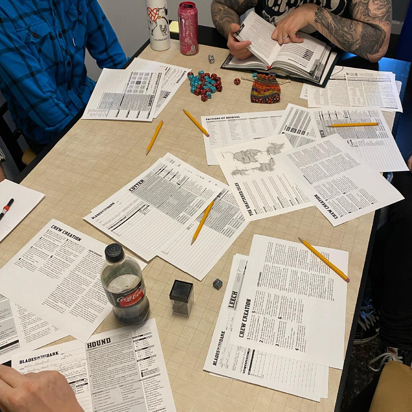 Breaking in the RPG room in style tonight! #rpg #bladesinthedark #gaming #dice #d6 #carcosaclub #brooklyn #greenpoint