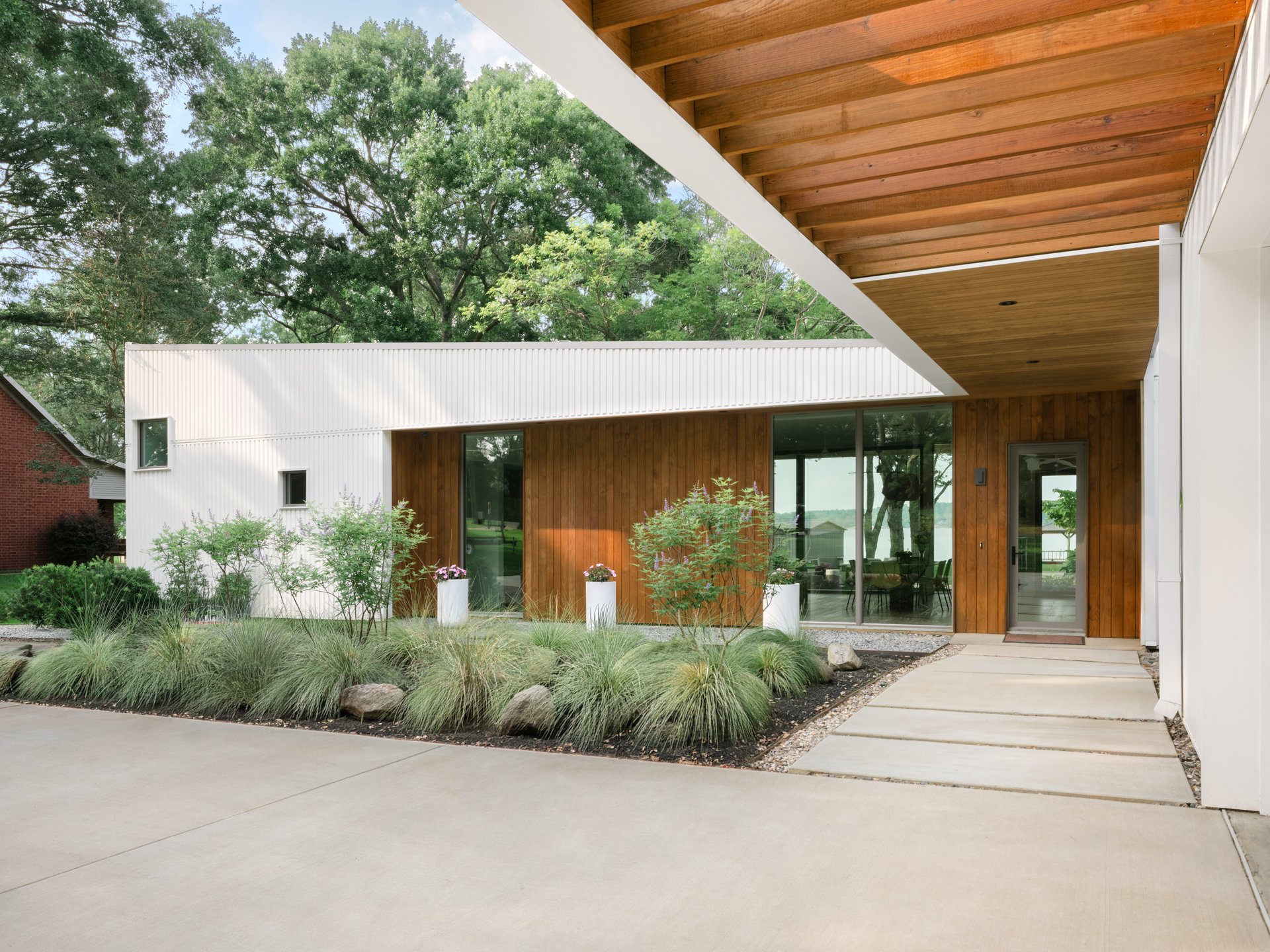 Hart Residence_HRDD _entry.jpg