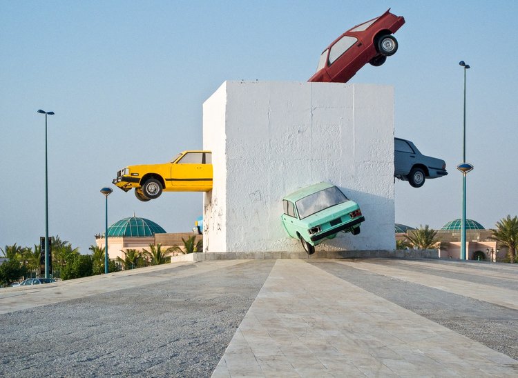Sculpture: 'The Accident', by Julio La Fuente on the Corniche in Jeddah
