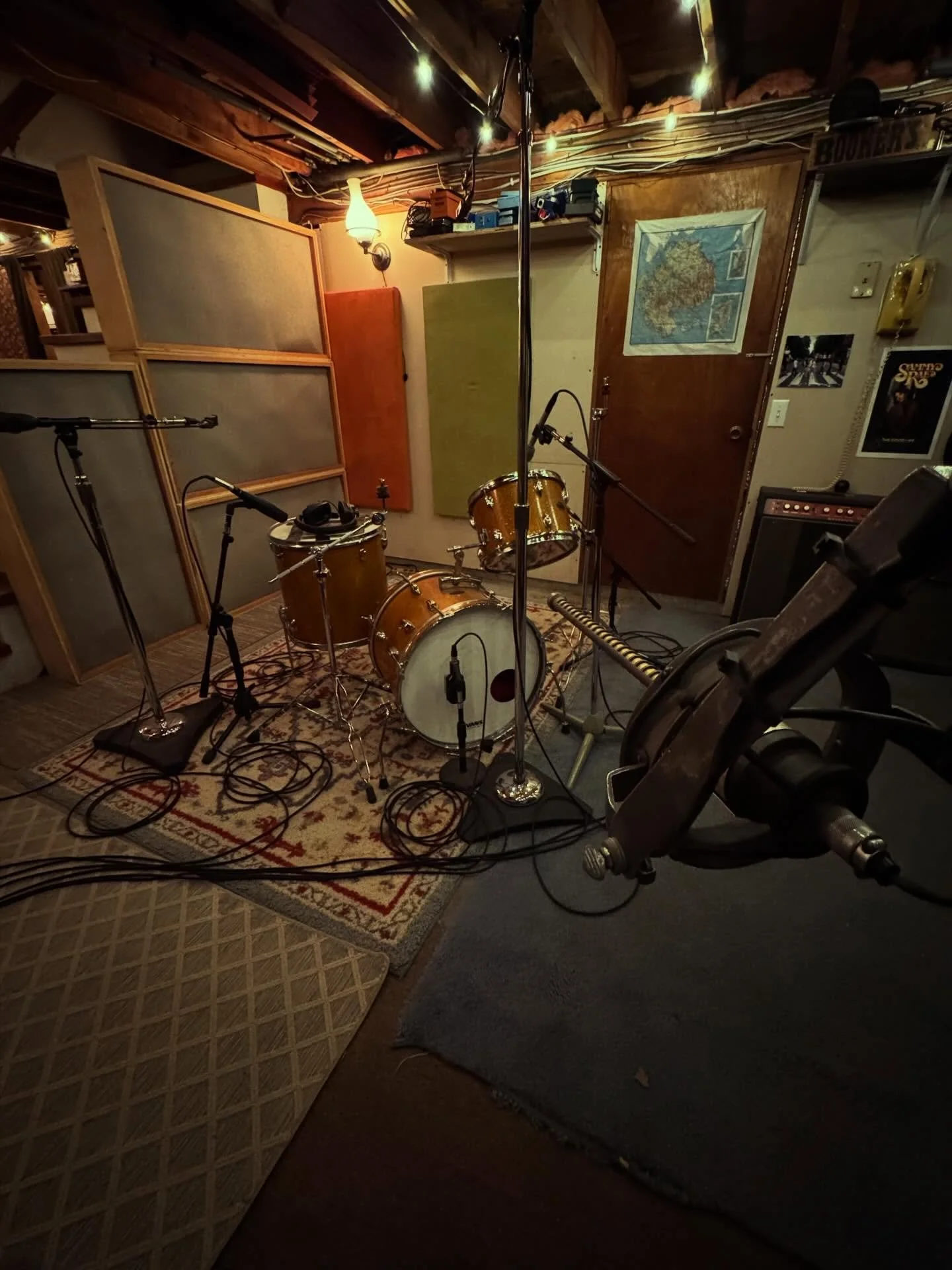 Just finished tracking some drums today for @dropletsofsound with @cam_shaft behind the kit.  Tried out a new (read: really friggin old mic) Electrovoice 642 backed away from the kit because I felt like experimenting a bit.  These were used heavily b