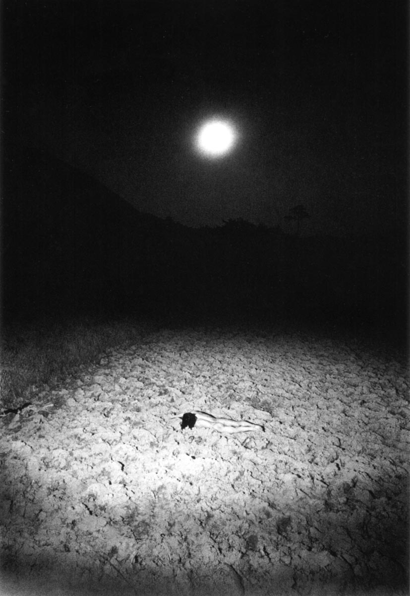 20_Eikoh+Hosoe+|+Kamaitachi+#36+-+lrg.jpg