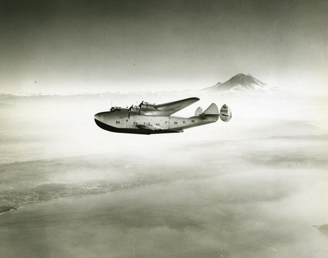 027Unknown_Boeing 314 Clipper and Mt. Rainier.jpg