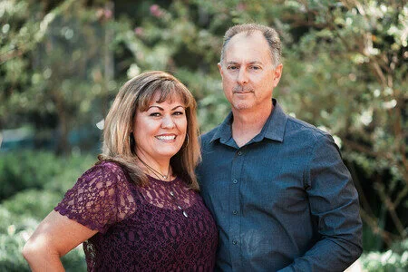 Gary Coats & Melissa Sisneros Join RE/MAX Gold Nation!