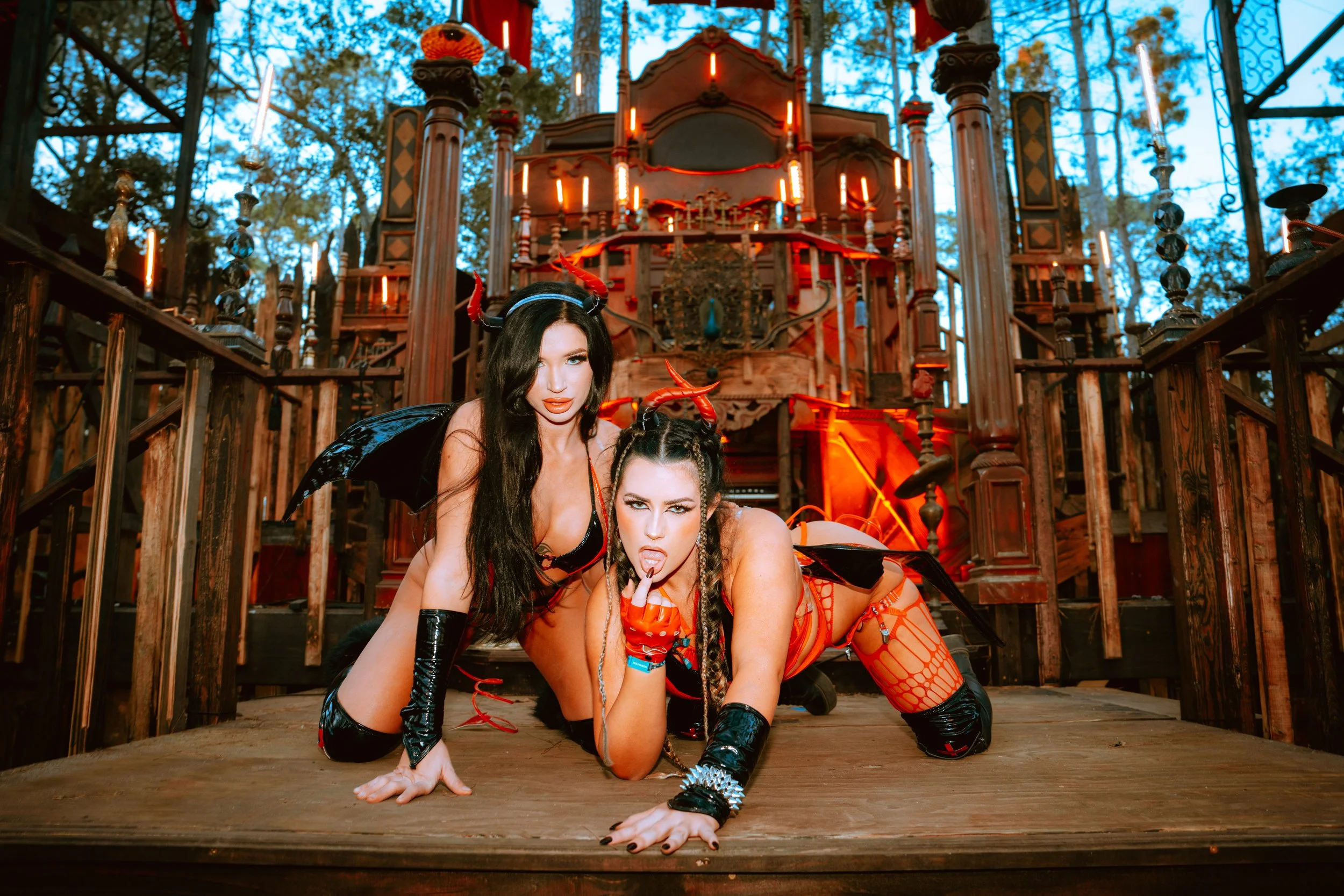 HULA25-1031-yvonnegphotos-Lost people-1.jpg