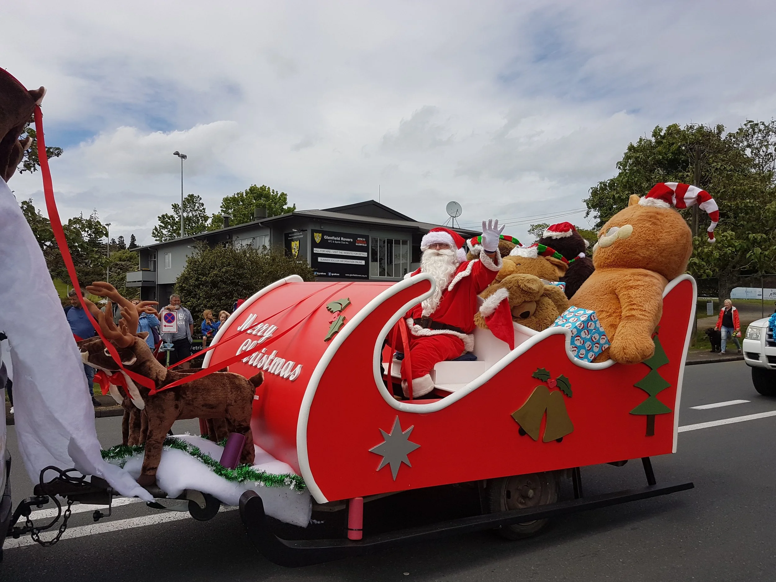 Glenfield Santa Parade