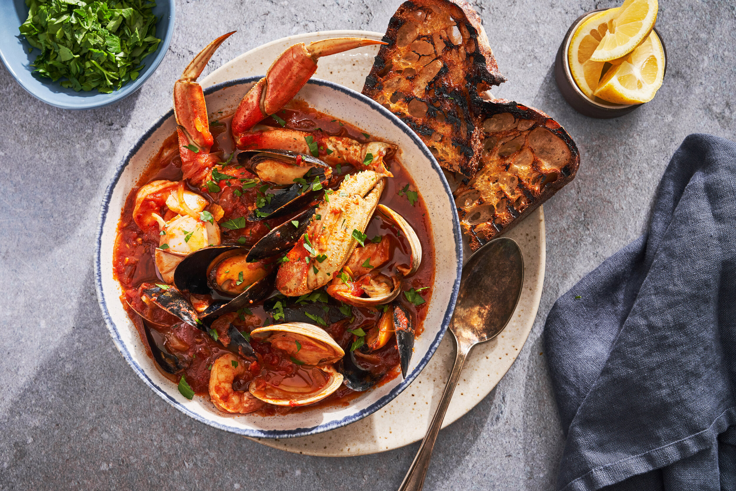 FOODWINE_Cioppino-002_ABui.jpg