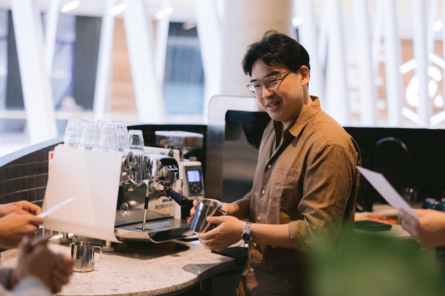 Anyone can make cafe-quality coffee at home.

Whether your home setup is under $1k or more than $10k, we believe in the importance of professional barista training in a home environment. Too much time is spent steaming bubbly milk, drinking watery la