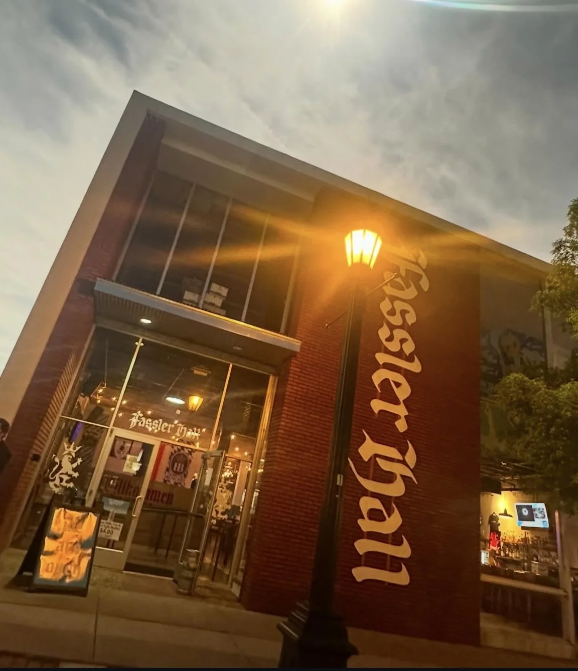 Central Arkansas: Happy Hour at Fassler Hall