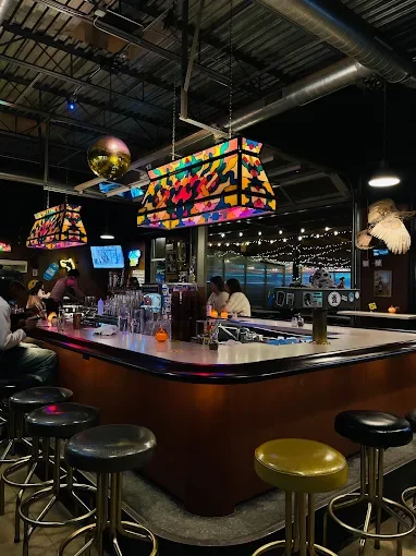 Chicago: Happy Hour at Pizza Lobo