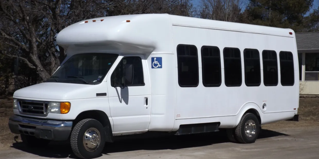 WHITE LIGHTNING BUS TOURS.png
