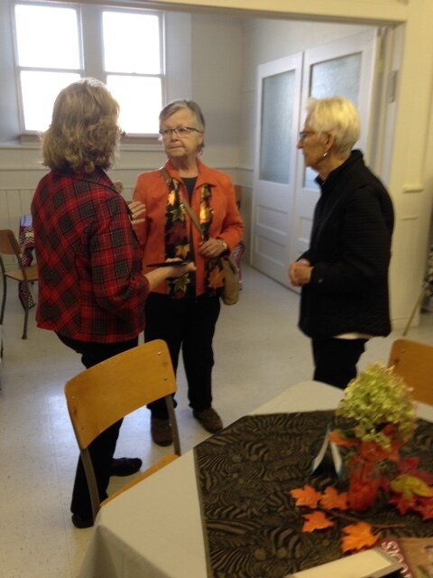 Local Hero Granny Ellie MacNeil whose loving hands stitched the quilt "Mother and Child", along with Marg Chalmers (L) and Marg Richardson (R)