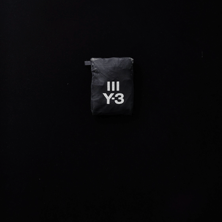 Y3-BLKTEE-ANIME.gif