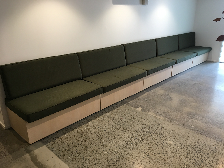 The Face Place, Takapuna