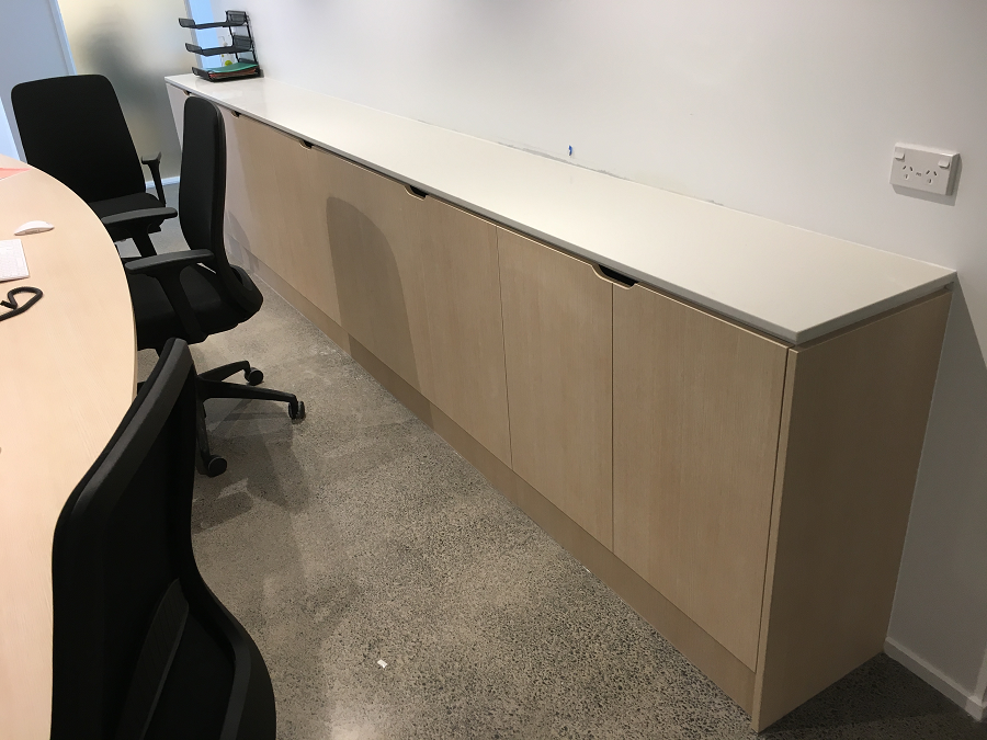 The Face Place, Takapuna