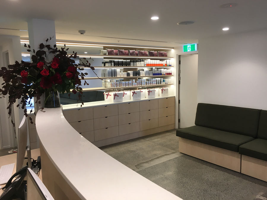 The Face Place, Takapuna