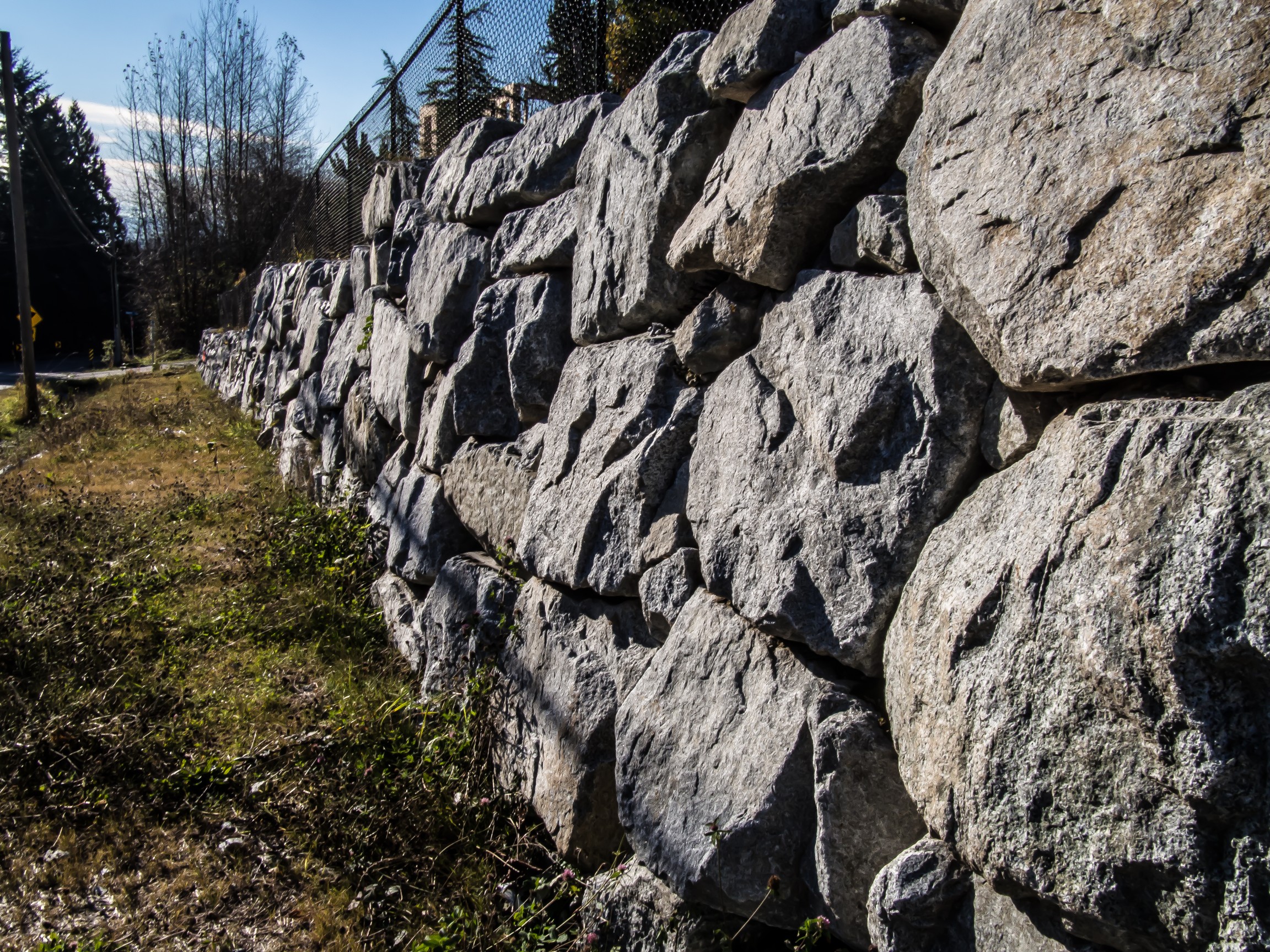 B&B Contracting - Excavation Shoring Retaining Wall 4 - Construction Surrey.jpg