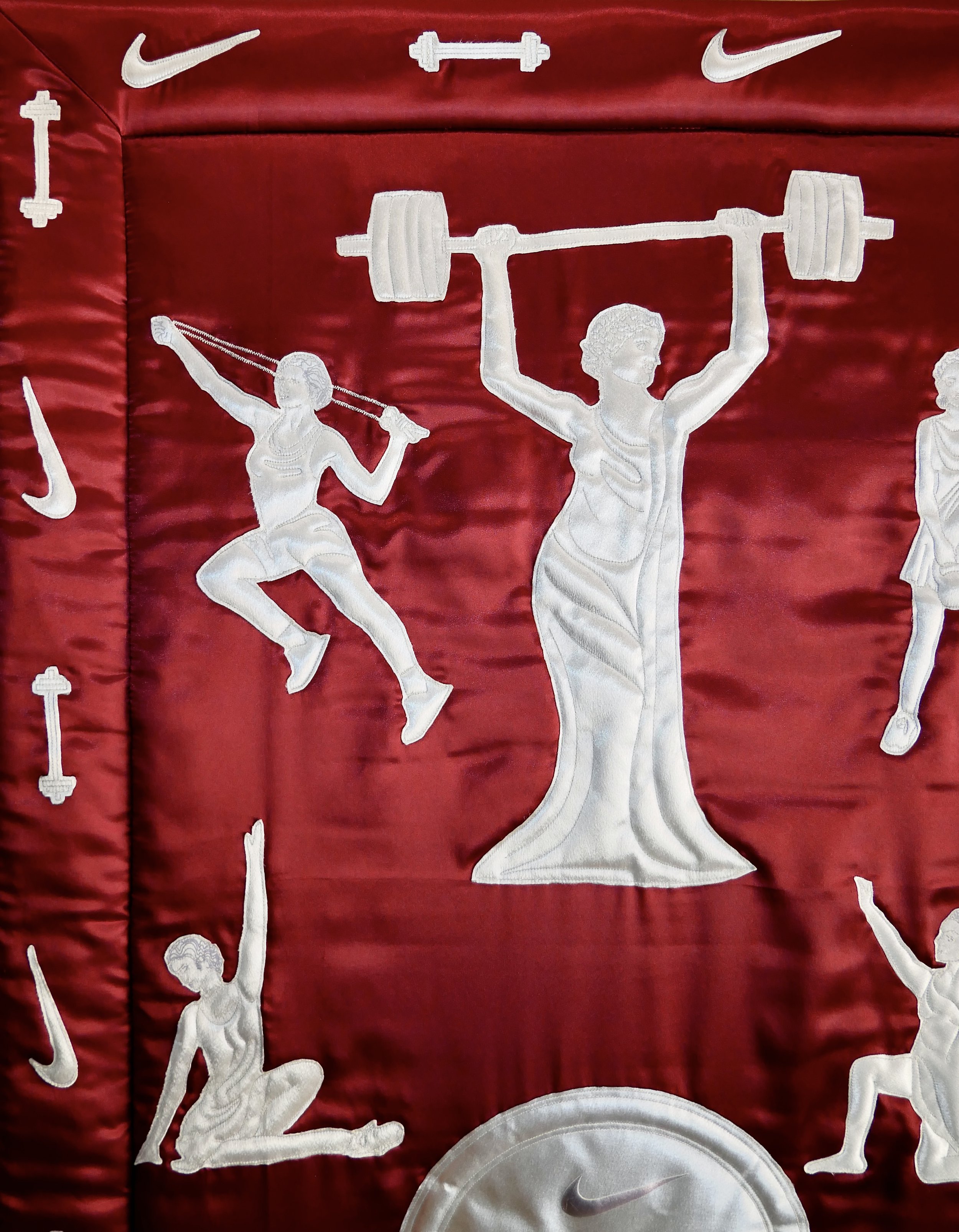 NIKE - VICTORY RETAIL TAPESTRIES