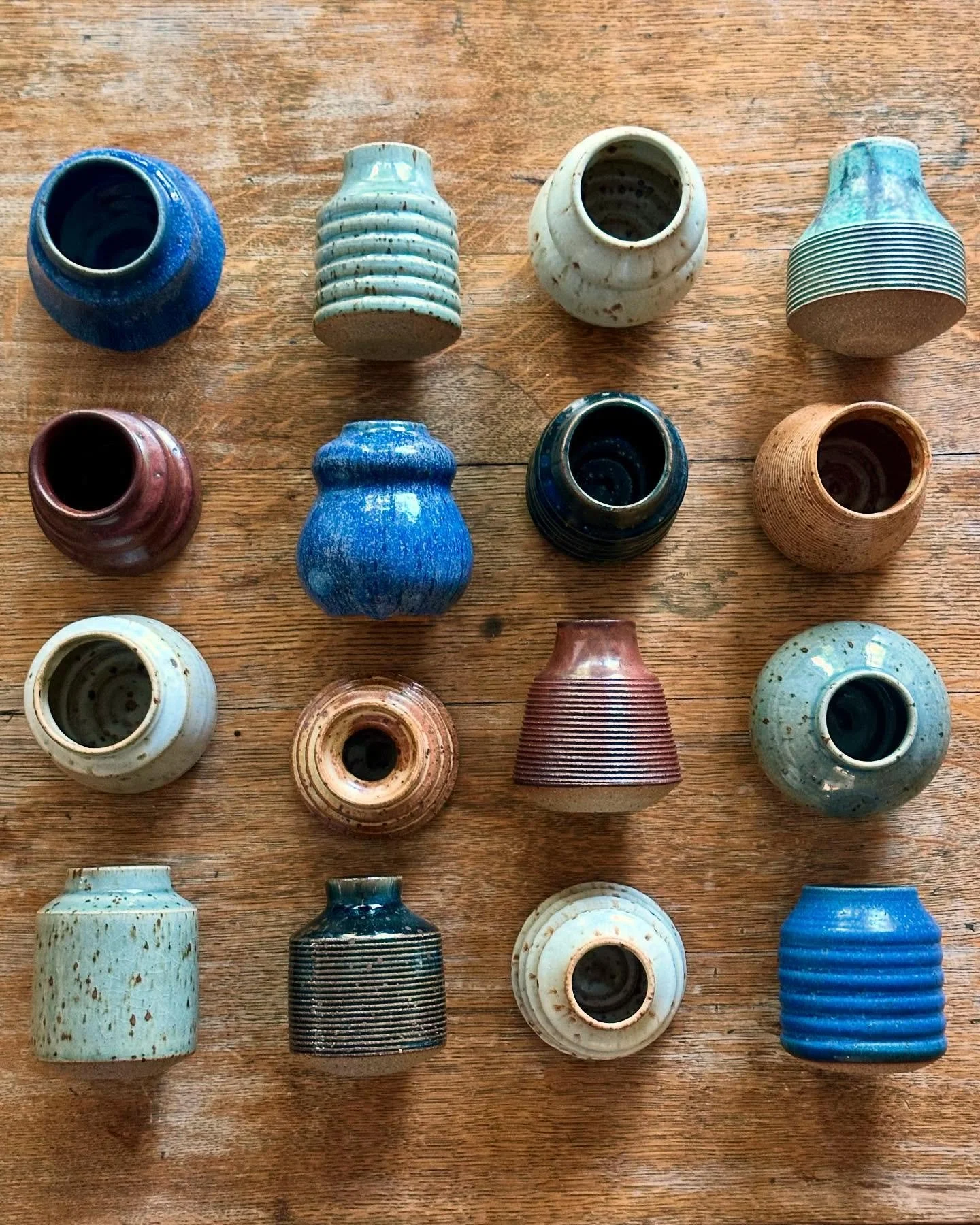 Sent these babies out to everyone who subscribed to the Art CSA! Hope they can make good homes for all the summer blooms! It was really fun to make a lot of one type of thing, but not all the same exact form.