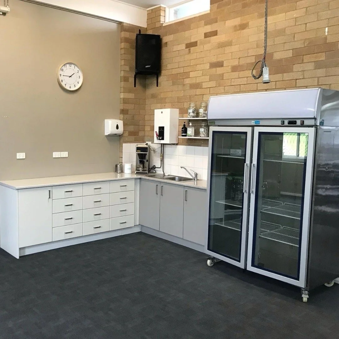 chittick-lodge-dining-kitchenette Large.jpeg