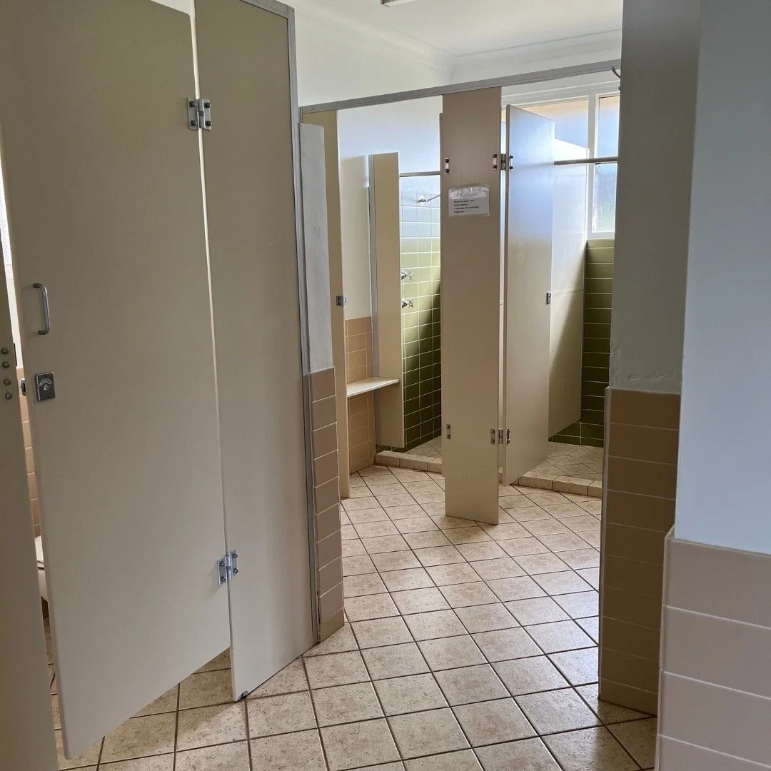 chittick-lodge-shared-bathroom Large.jpeg