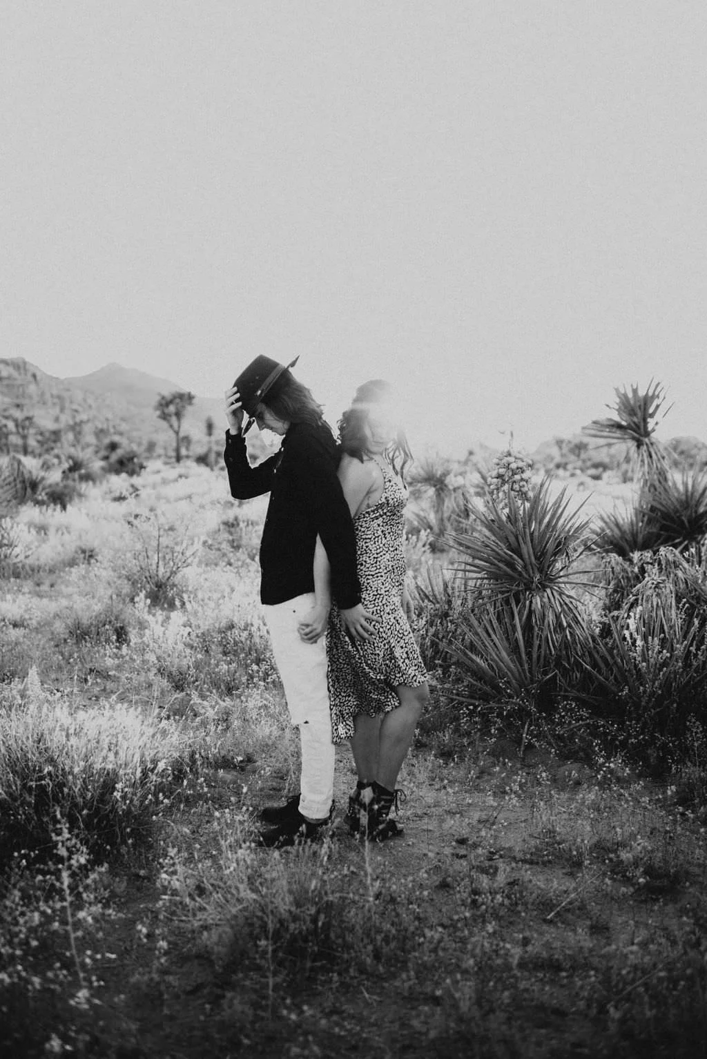las-vegas-desert-couples-engagement-160.jpg