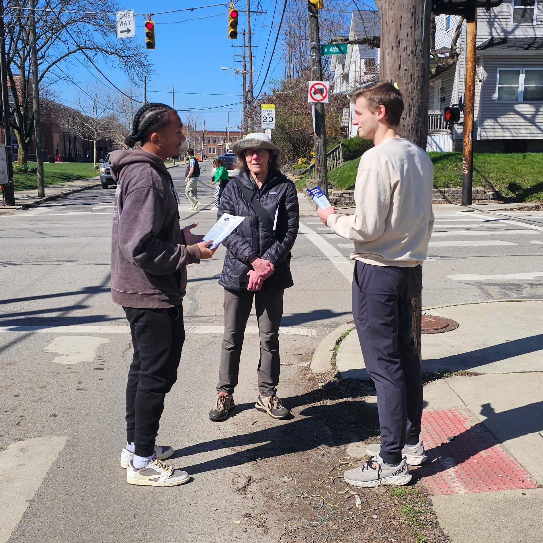 Want some tips on having stronger conversation with voters? Volunteer Training 102 is for volunteers, at any level, to exchange challenges and solutions when engaging with voters 🗳✨

Come and get trained on practical and technical skills for success