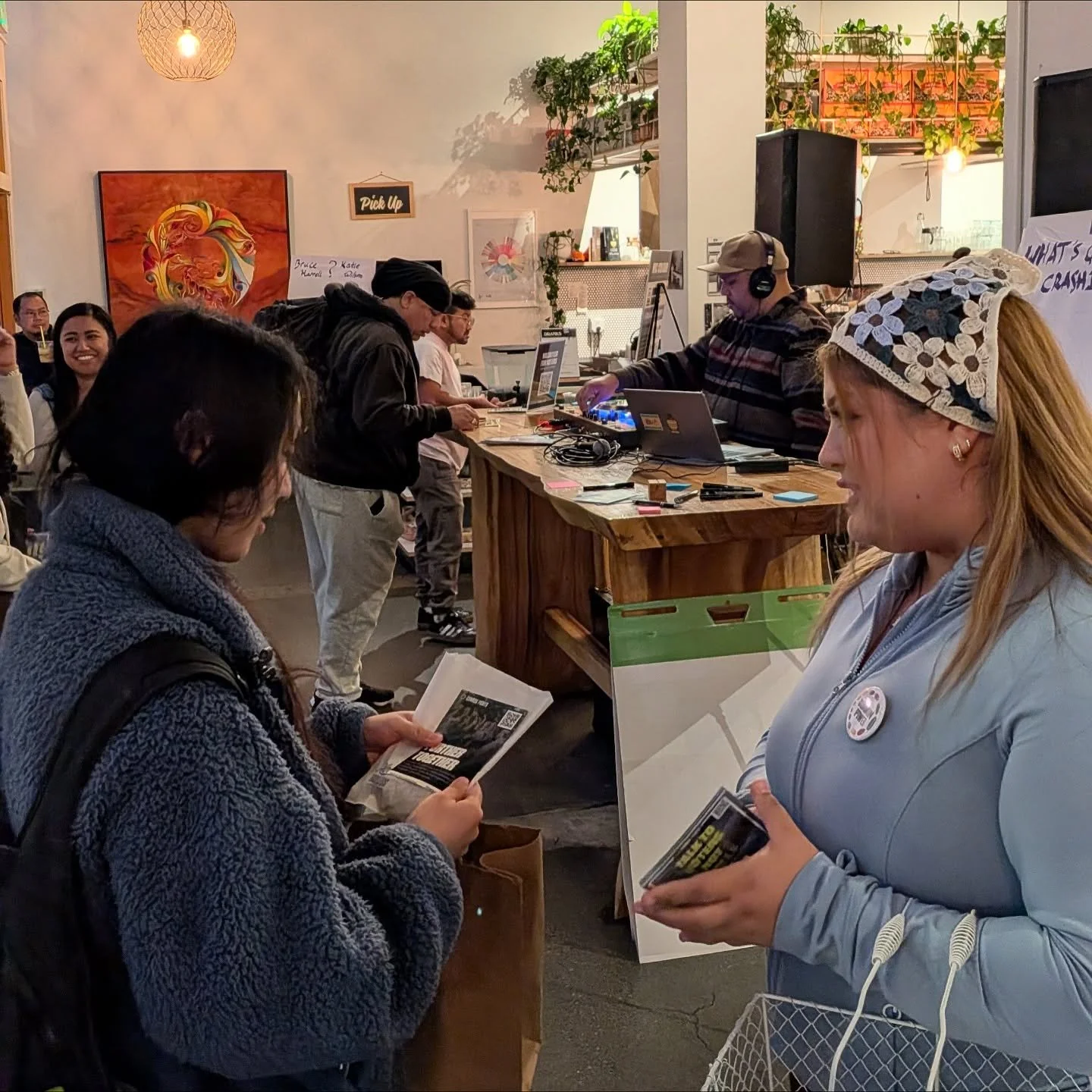 Community, good beats, and Hood Famous sweet treats!🍪💜

Our Ube-A-Voter event brought folks together to drop off ballots, vibe to live music, and share what&rsquo;s got them crashing out. 

Big thanks to @hoodfamousbakeshop for partnering with us a