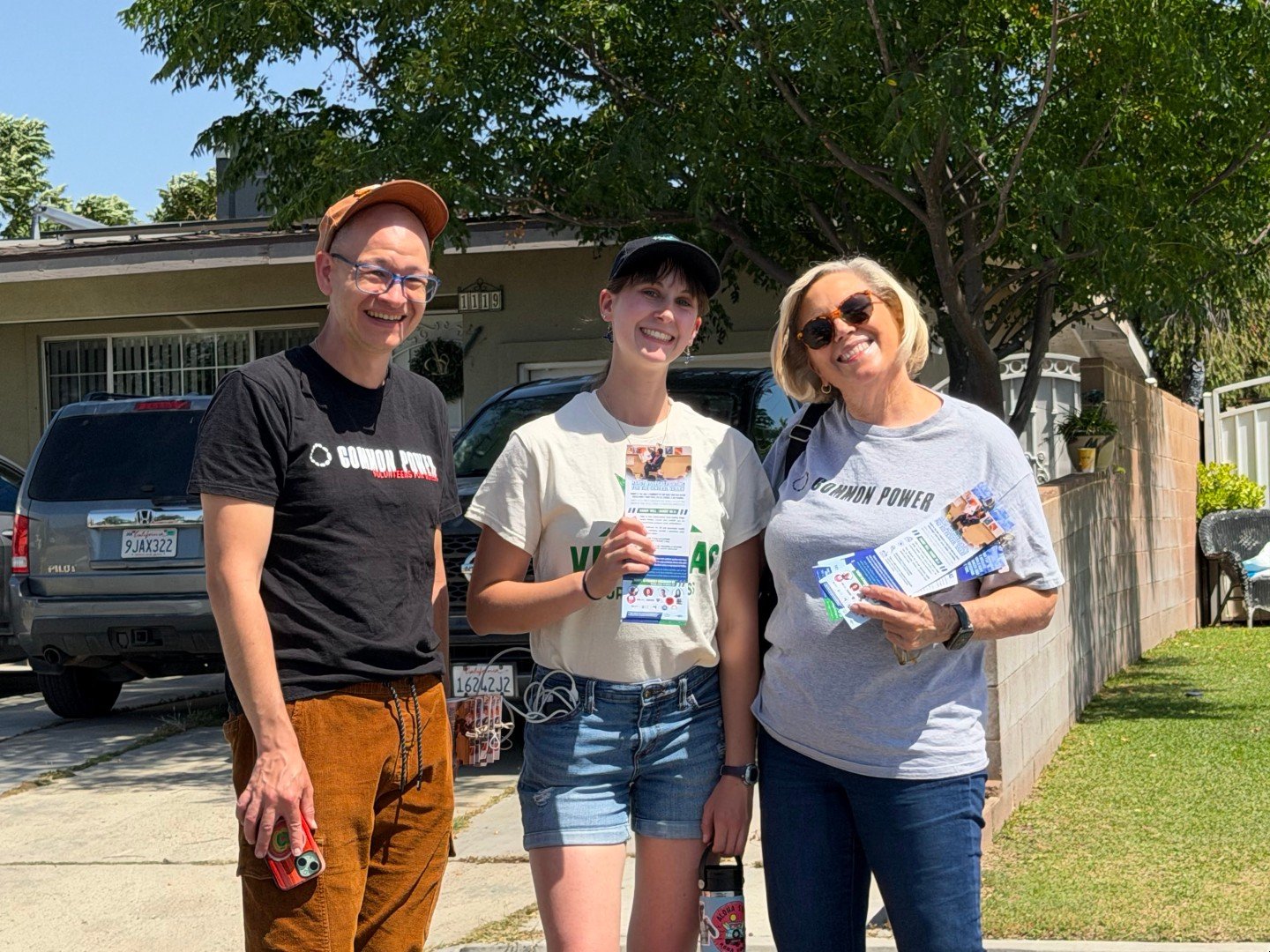 CA sun and clear skies are the perfect weather to doorknock☀️

We&rsquo;re here in Bakersfield, California knocking on doors for @villegasforcongress ahead of CA-22&rsquo;s primary in June!