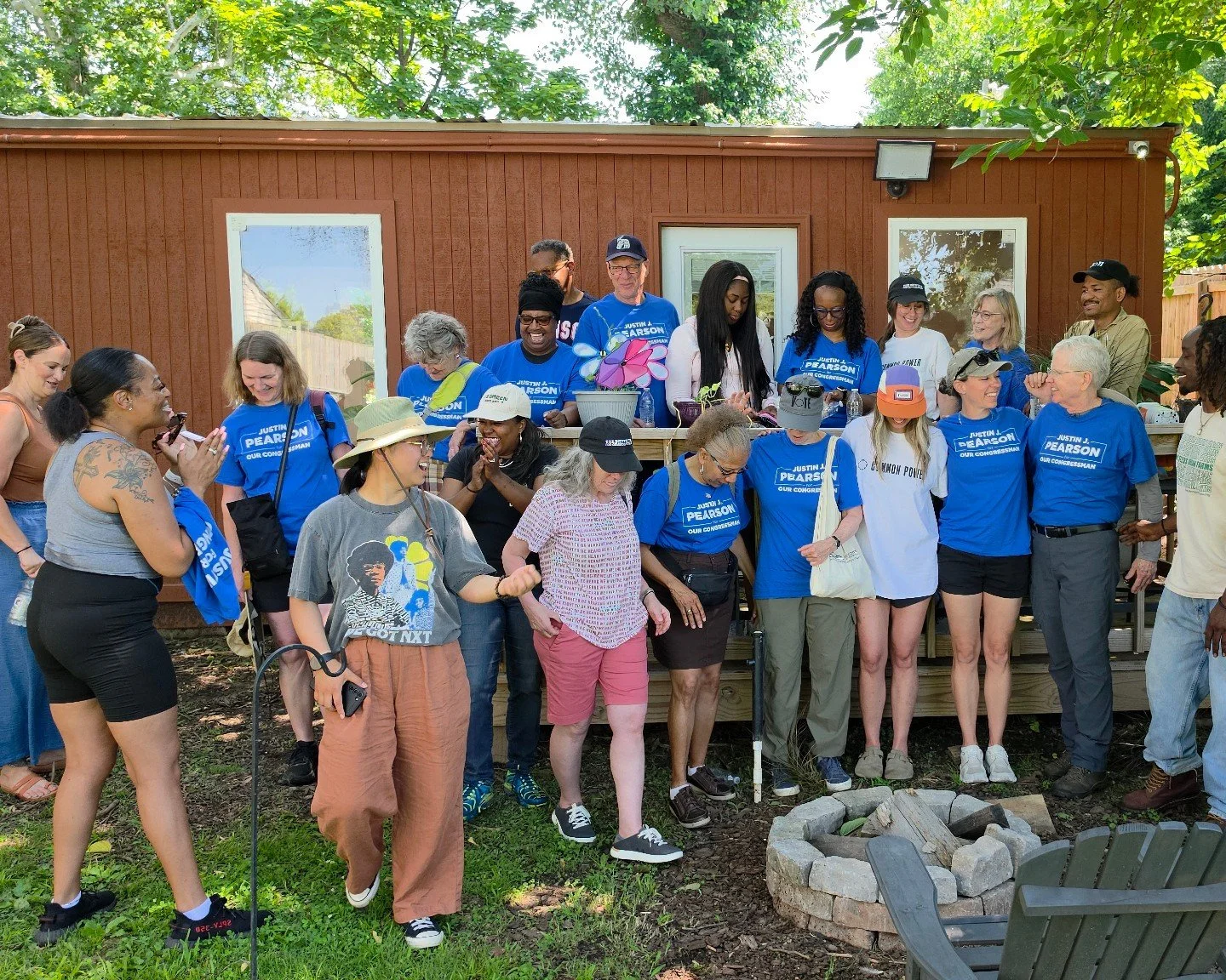 The Memphis heat and thunderstorms couldn&rsquo;t stop our volunteers 🔥⛈️ thanks to this team we knocked on over 1000+ doors for @&zwnj;justinjpearson in the new Tennessee CD-9.

But did ya&rsquo;ll know we&rsquo;ll be heading back to Tennessee soon