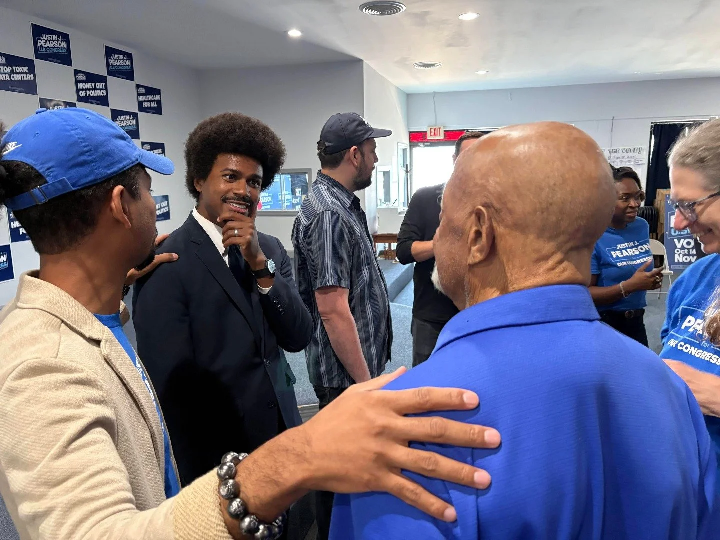 Legend in the making @justinjpearson meets American Civil Rights hero and legend Charles Mauldin in Memphis, Tennessee.

And yes! That&rsquo;s Charles Mauldin knocking on doors for Pearson 😉

From the Civil Rights Movement, the fight continues!